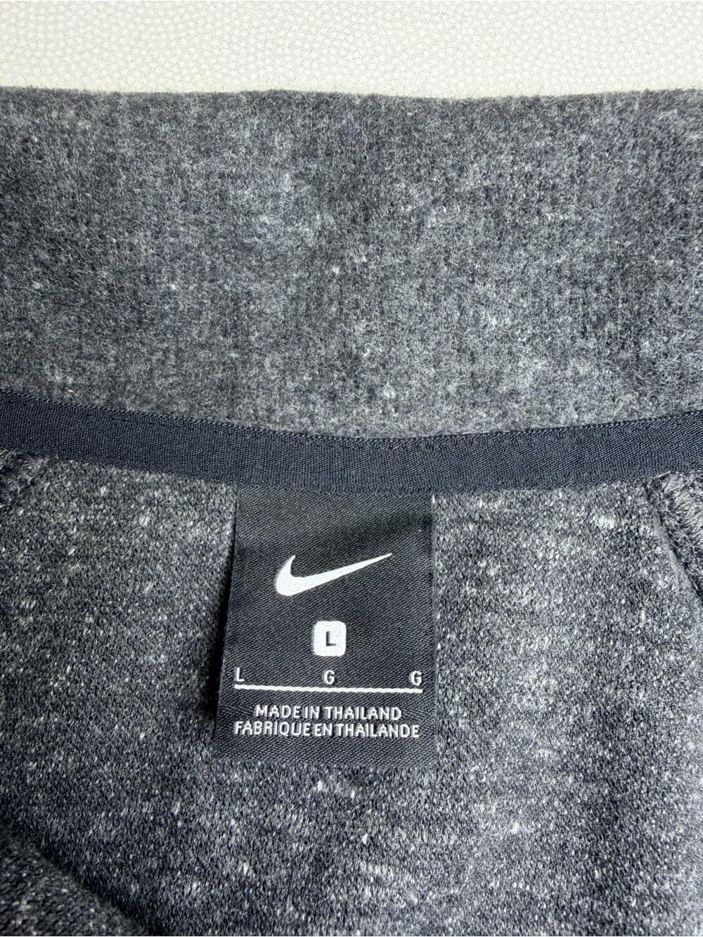 Nike Women’s Therma-FIT 1/4 Zip Pullover Gray Fleece Sweatshirt Large L - Picture 4 of 8